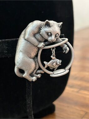 Silver Cat Brooch with Fish Charm Pet Accessory Brooch